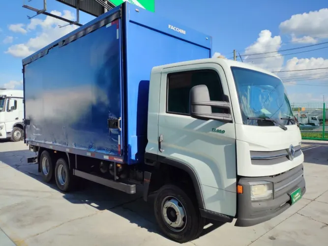 Volkswagen 13.180 2021