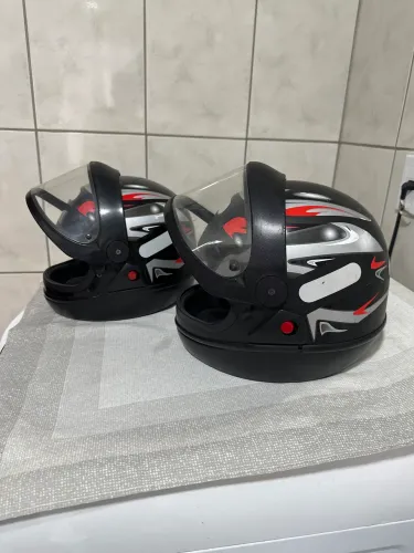 2 Capacete SAN marino 