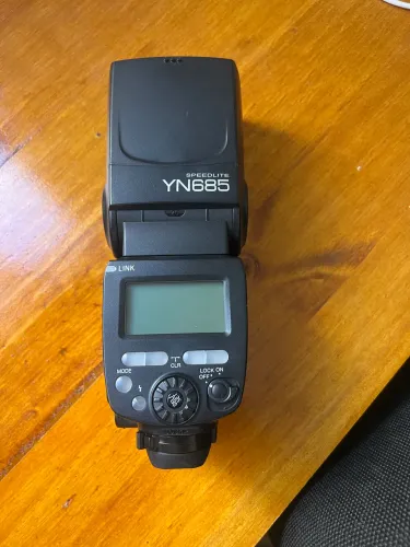 Flash Yongnuo YN 685