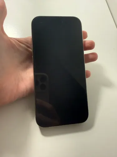 iPhone 15 Pro 128GB - Sem detalhes - Bateria 90%