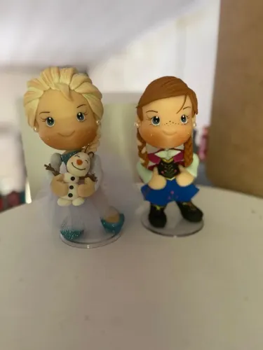 LOTE Boneca (Elza/Anna/Jasmine) em biscuit para decoração