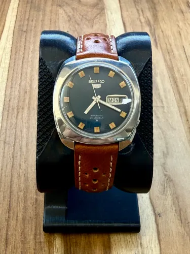 Relógio Seiko 5 Cushion Case - 6119-7080 - 1973