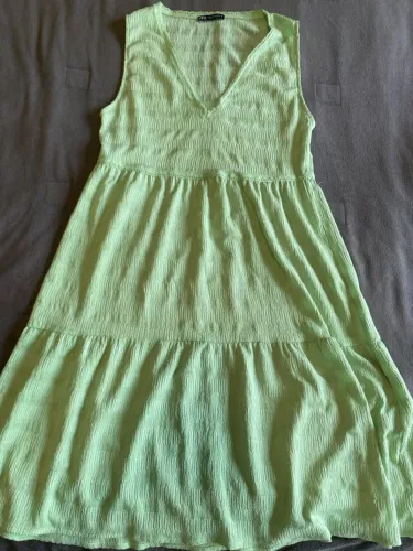 Vestido soltinho verde Zara M