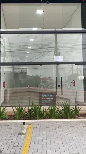 Ampla Sala Comercial Nova Pé-direito Duplo | Frente Avenida