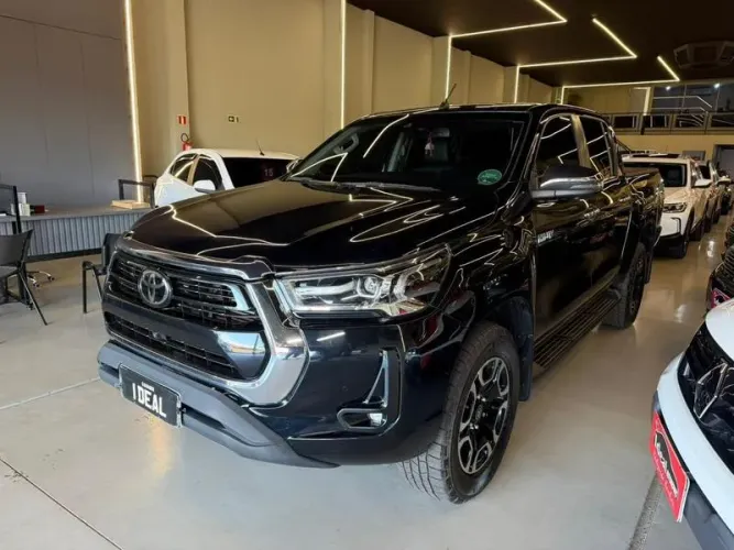 Toyota Hilux CD SRX 4X4 2.8 TDI 16V Diesel Aut. 2022