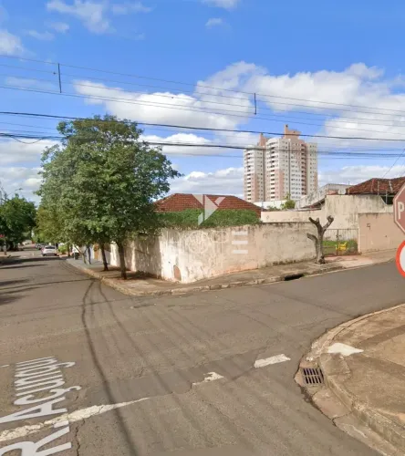 Terreno de Esquina à Venda no Centro de Londrina  460 m²  Plano e Pronto para Construir - 