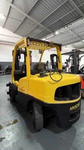 Empilhadeira HYSTER