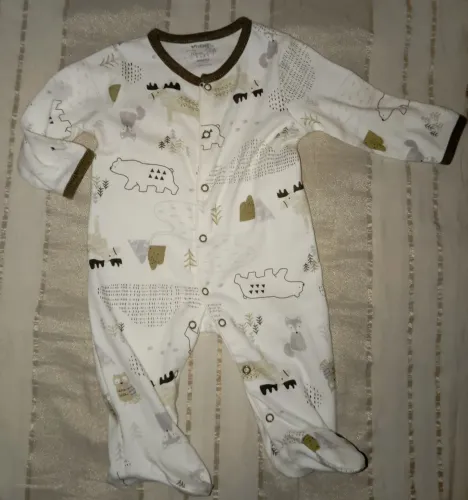 Lindo macacão bebe 3 meses