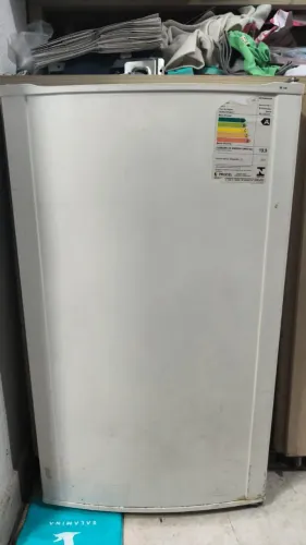 Frigobar electrolux
