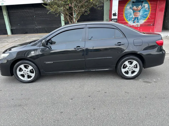 Toyota Corolla GLI 1.8 Flex 16V Aut. 2012