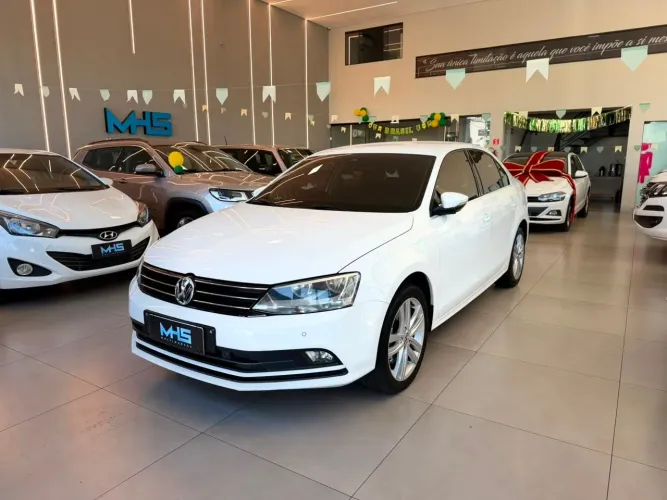Volkswagen Jetta Highline TSI 2.0 8V 120cv Gasolina Tiptronic 2015