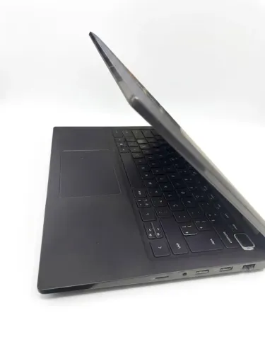 Notbook Dell P144G i7 11ª Geração