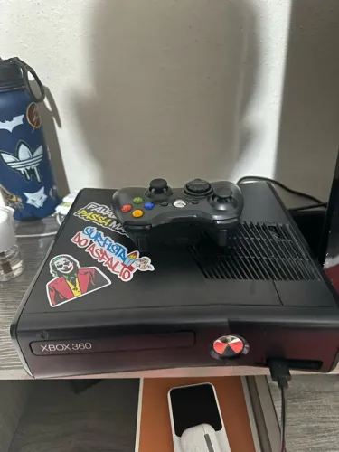 Vendo Xbox 360