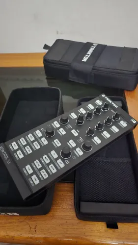 Traktor Kontrol X1 + Bag