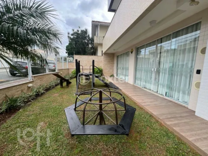 Apartamento à venda Rua Doutor Abel Capela, Coqueiros - Florianópolis