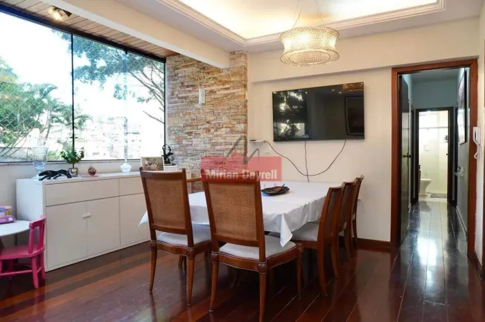 Apartamento á venda no Bairro Santo Antônio com 98m²