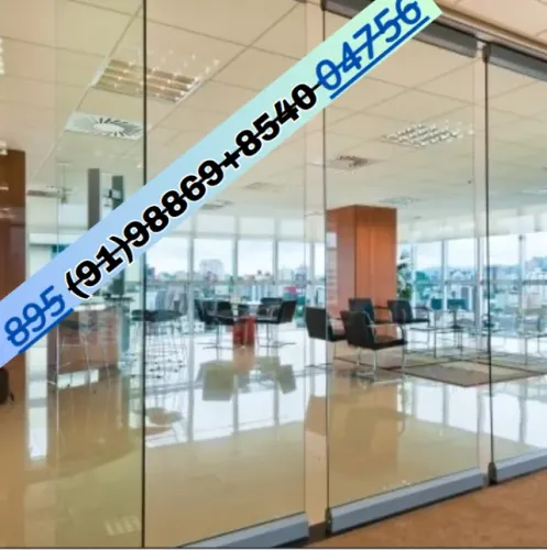 Vidraçaria  Box para Banheiro Espelhos porta de Correr Porta Pivotante Sacadas Cortina de 