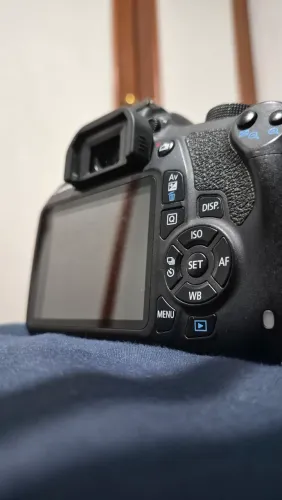 Canon T5 + 4 baterias