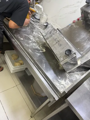 Mesa de inox com calha