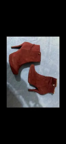 Bota camurça, bordô - Vizzano tam 38