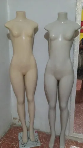 Manequim feminino