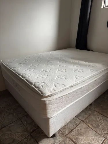 Cama de casal umaflex colchão