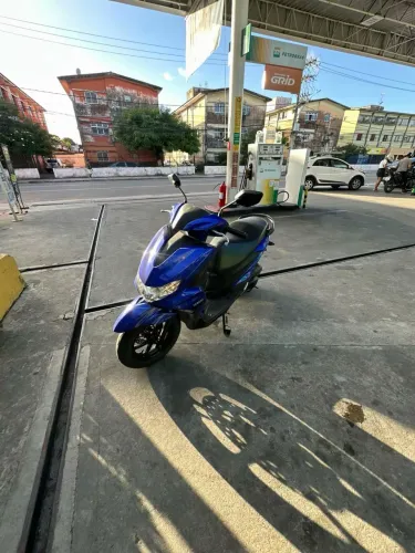 moto yamaha fluo