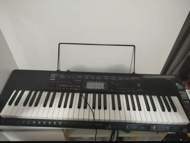 Teclado musical Casio CTK - 3500 Excelente estado