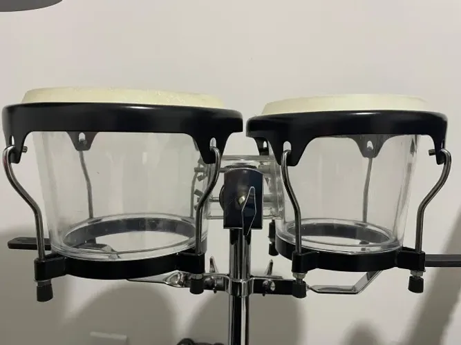 Bongô acrílico semi novo