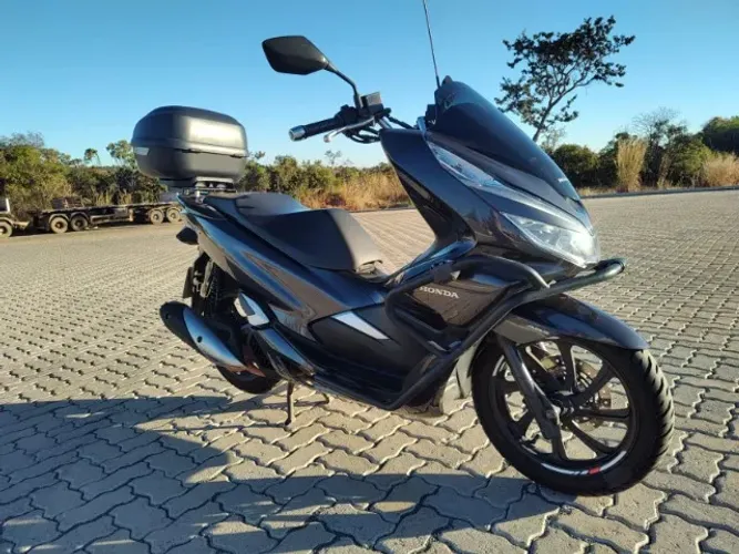 Honda PCX 2022, 35 mil km, ABS, Pneus novos, Baú e Protetor