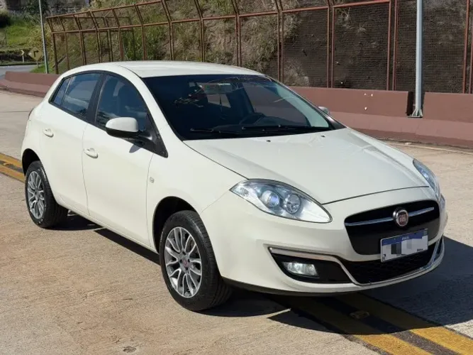 Fiat Bravo Essence 1.8 Flex 16V 5P 2016