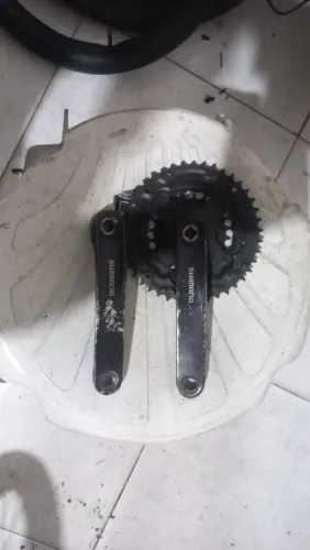 ?PÉ DE VELA SHIMANO?