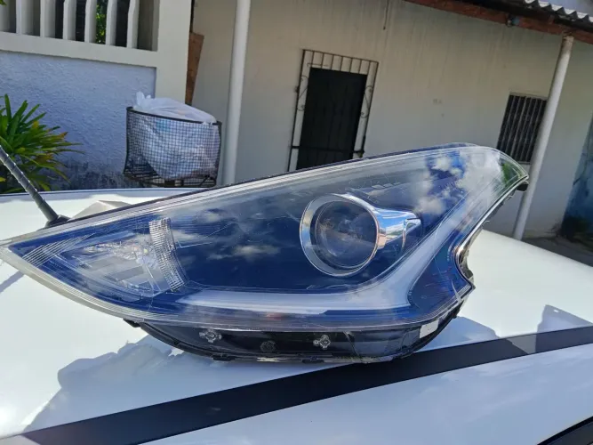 FAROL ORIGINAL LADO ESQUERDO HB20 HB20S 2020/2022 cm (AVARIA)