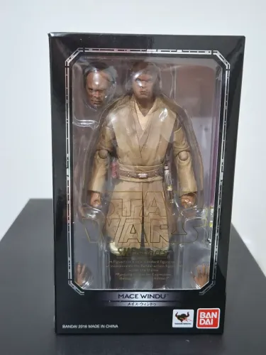 Action Figure Mace Windu SH Figuarts Star Wars Bandai