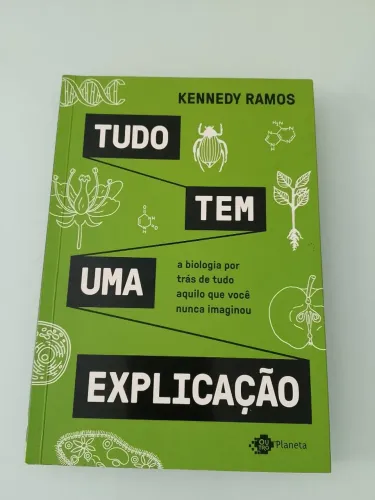 Variedades de livros bem conservados (Ler descrição)