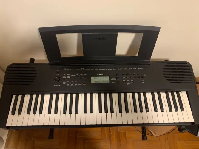 TECLADO YAMAHA PSR E360