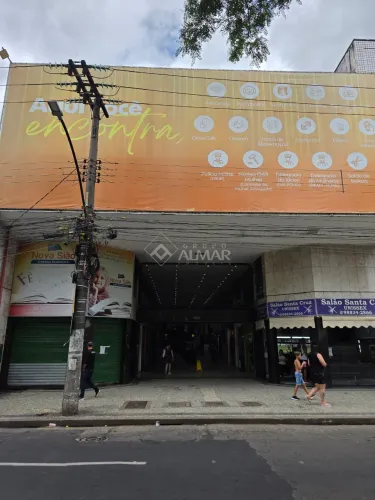 Duas lojas para locação no Santa Cruz Shopping!