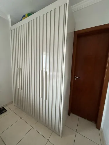 Guarda-roupa