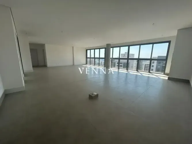 Apartamento à venda em Londrina, Gleba Fazenda Palhano, com 3 suítes, com 185 m², Átrio