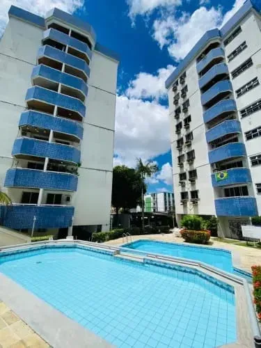 Alugo Apto. no Condomínio Tropical Prive em Adrianópolis