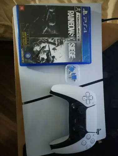 Ps5 com leitor , apenas r6 em disco ,1 controle com drift