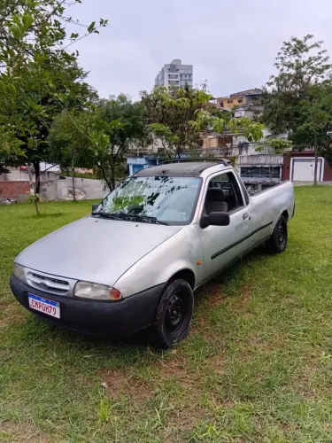 Ford Courier CLX 1.4i 16V 1998