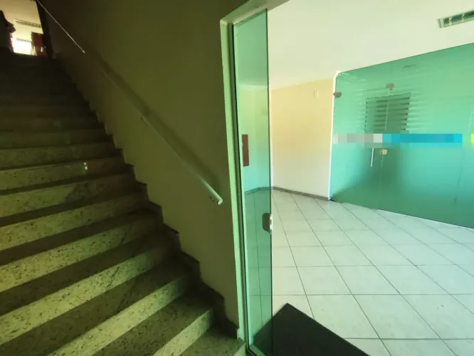 Oportunidade Salas Comerciais com 4 banheiros