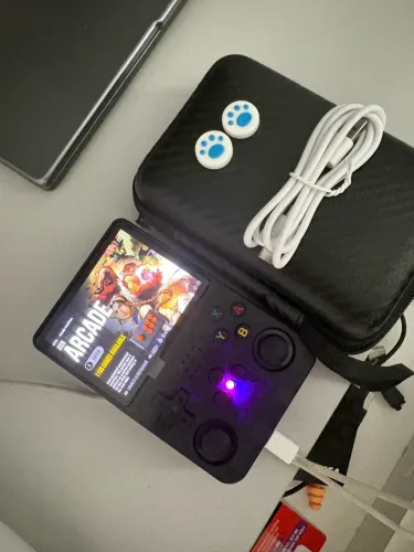 Videogame Console Portátil - R36S