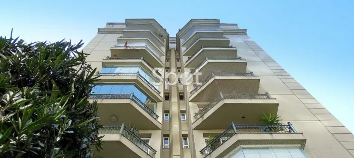 PRÉDIO COM BELA ARQUITETURA, EM UMA DAS MELHORES RUAS DO BAIRRO! PREÇO ABAIXO DO MERCADO!