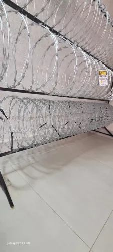 Concertina galvanizada