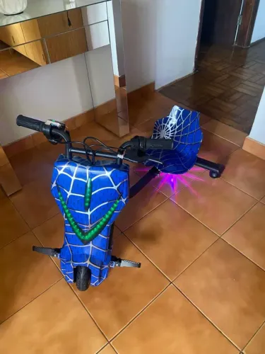 Patinete triciclo eletrico drift 120kg