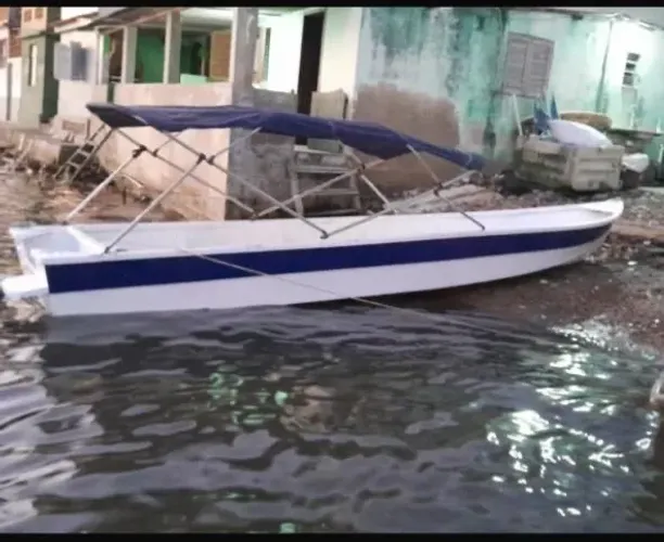 LANCHA REFORMADA ZERO! Pronta para uso ou trabalho (Taxi Boat / Pesca / Passeio)