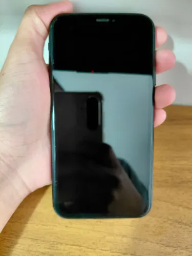 iPhone XR bateria com defeito