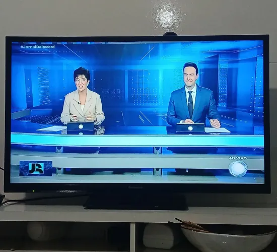 Vende_ se tv Panasonic 32 polegadas